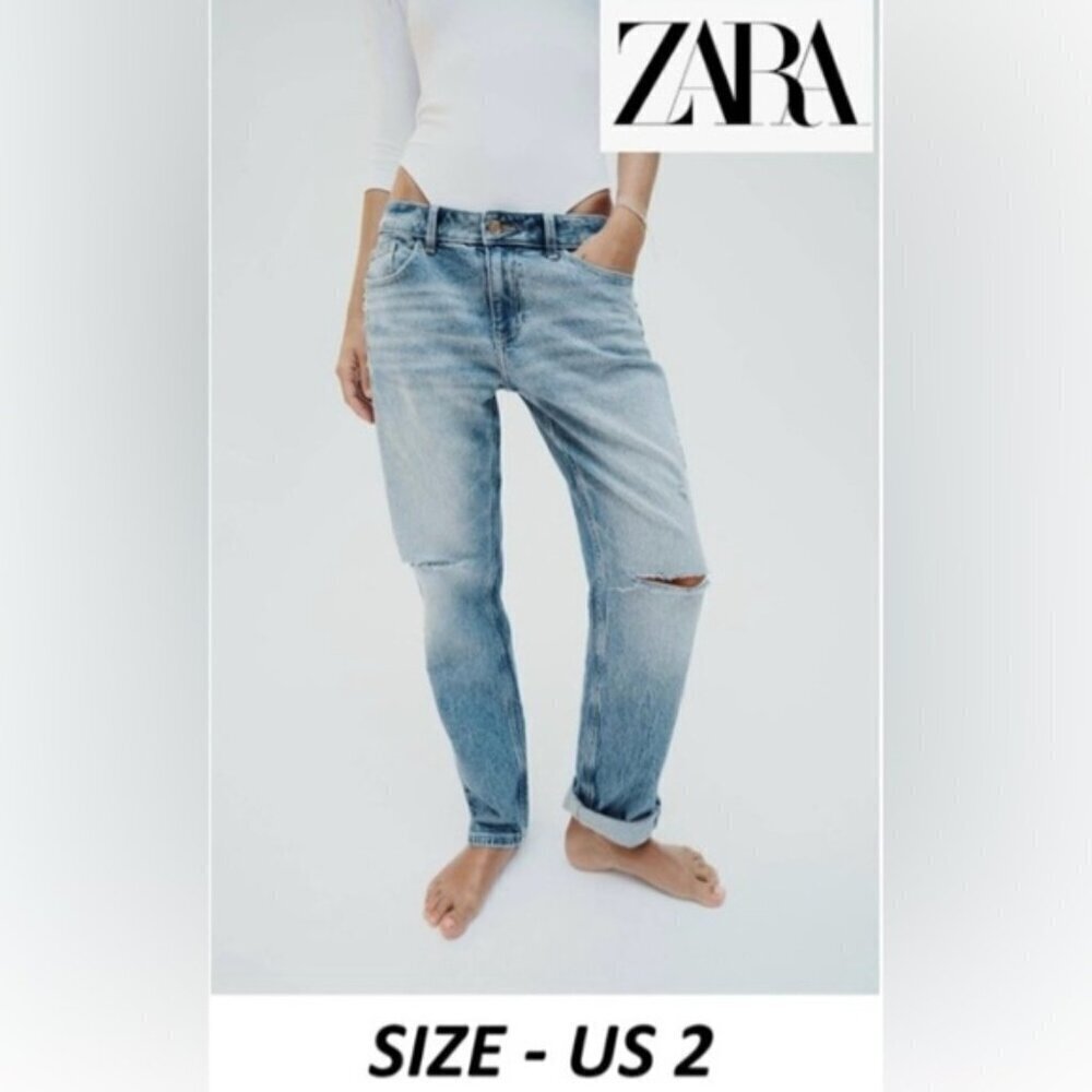 Zara, Women's Relaxed Fit Low Rise Jeans - Blue. Size: 2 (US). NWT (1634)